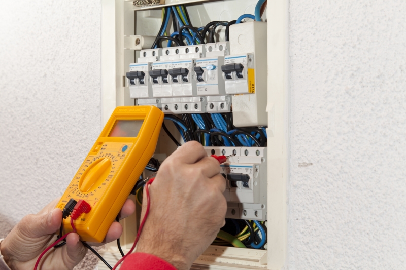 Electricians Crowthorne